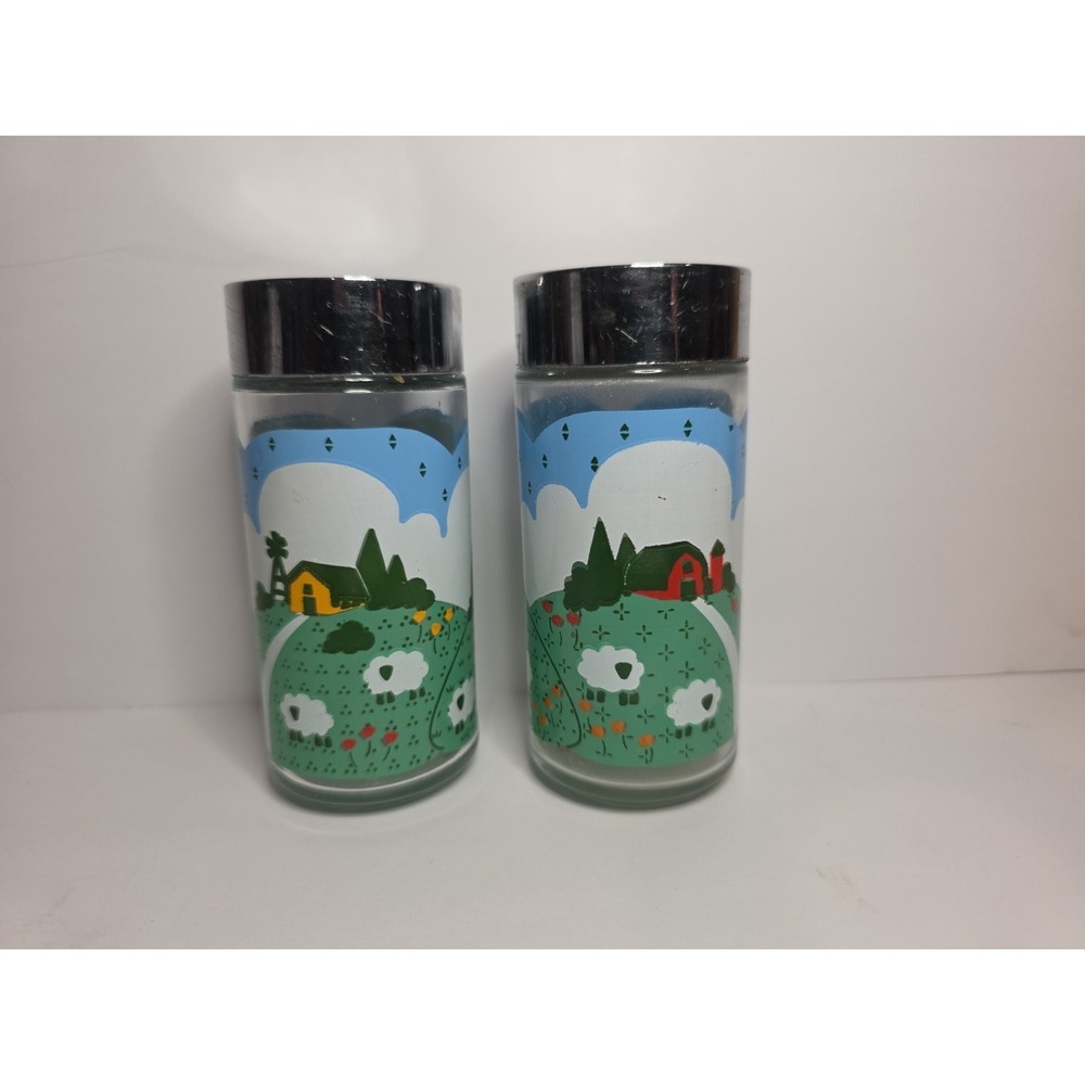 Vintage Anchor Hocking Nina Farm Sheep Country Barn Salt and Pepper Shakers